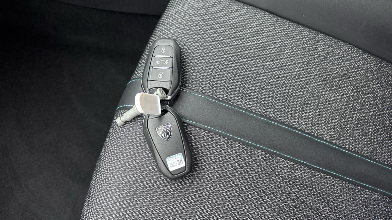 Peugeot 308 1.2 PureTech Allure Premium 5dr EAT8 Petrol Hatchback